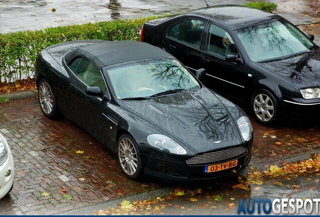 Aston Martin DB9 Volante