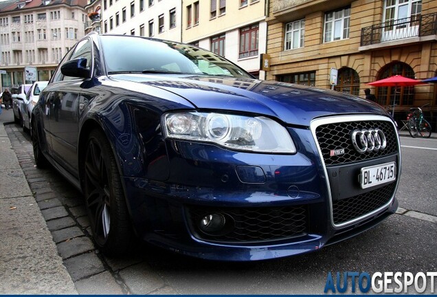 Audi RS4 Avant B7