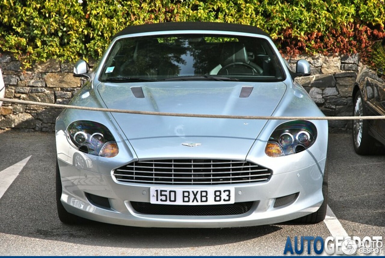 Aston Martin DB9 Volante