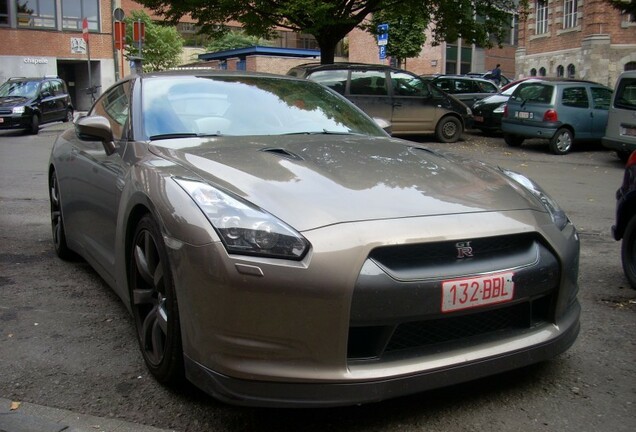 Nissan GT-R