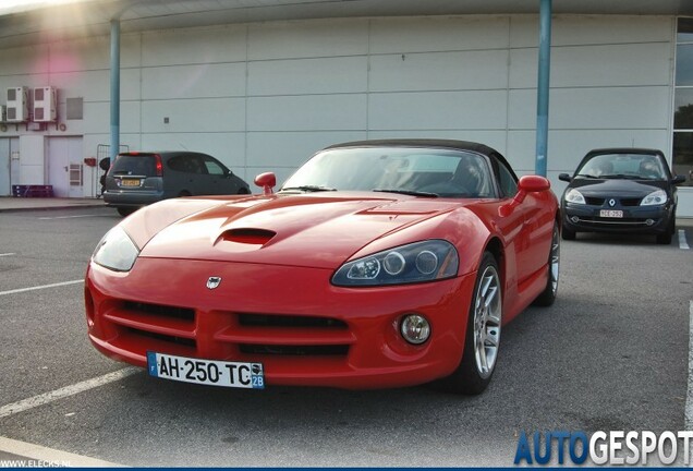 Dodge Viper SRT-10 Roadster 2003