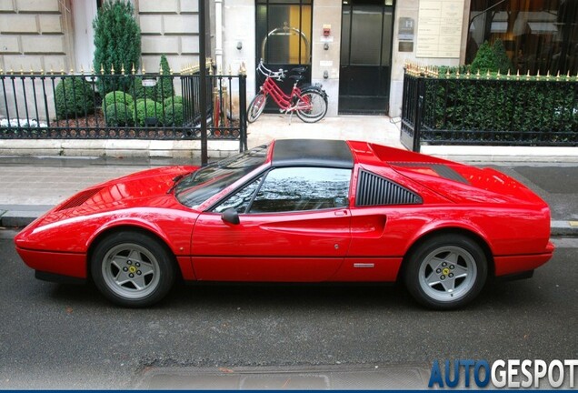 Ferrari 328 GTS