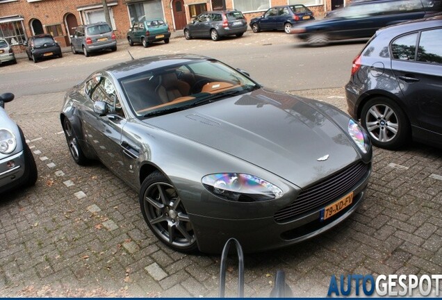 Aston Martin V8 Vantage