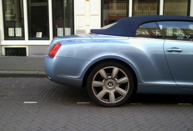 Bentley Continental GTC