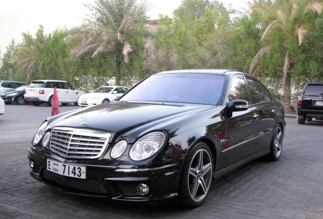 Mercedes-Benz E 63 AMG