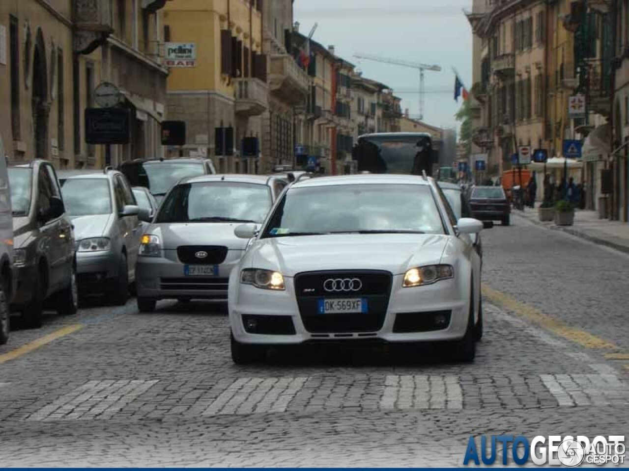 Audi RS4 Avant B7