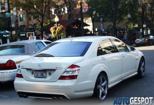 Mercedes-Benz S 63 AMG W221