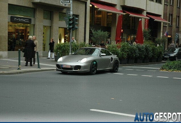 Porsche 996 Turbo