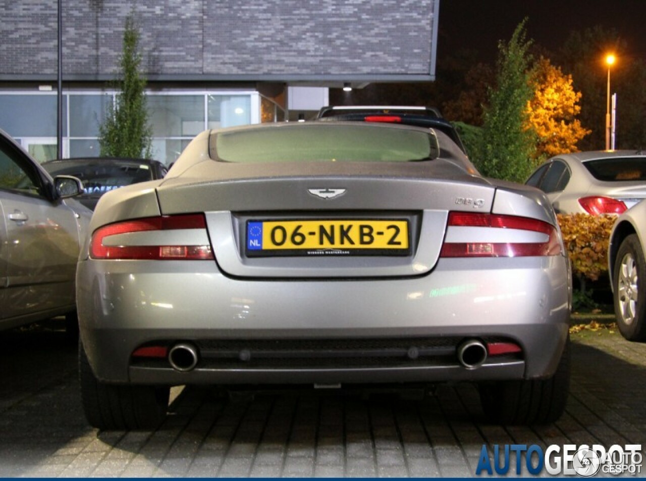 Aston Martin DB9