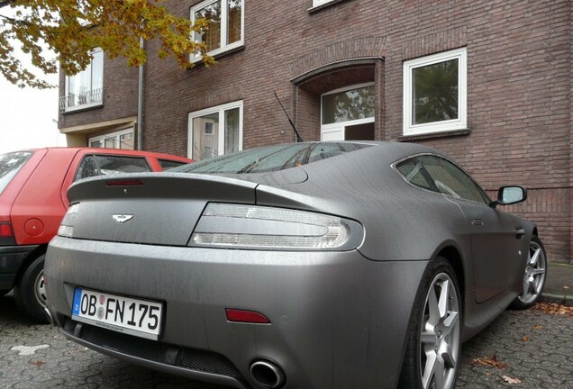 Aston Martin V8 Vantage