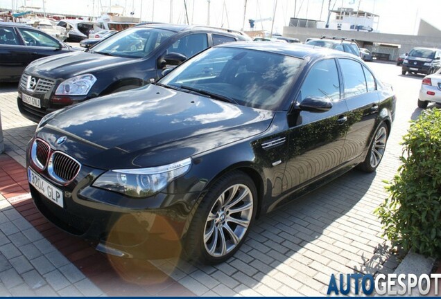 BMW M5 E60 2005