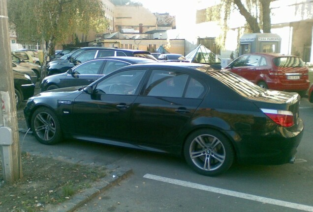 BMW M5 E60 2005