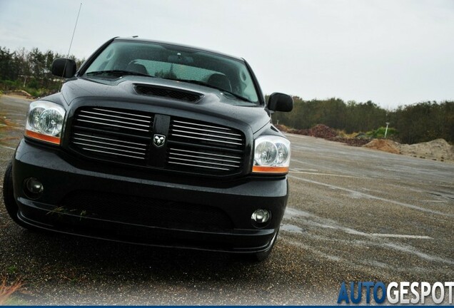 Dodge RAM SRT-10 Quad-Cab