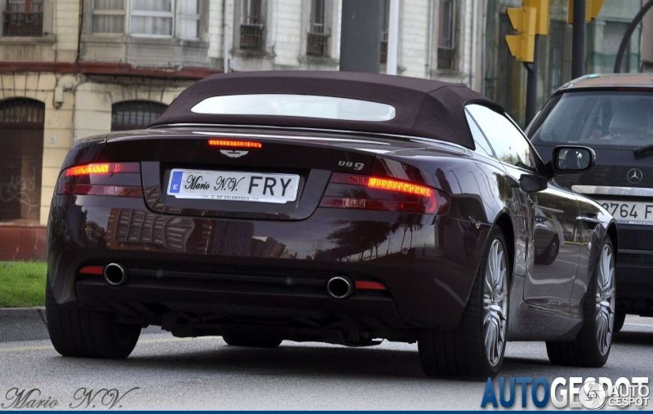 Aston Martin DB9 Volante