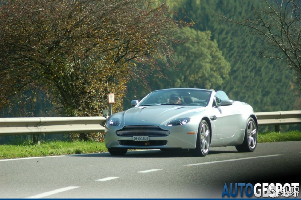 Aston Martin V8 Vantage Roadster