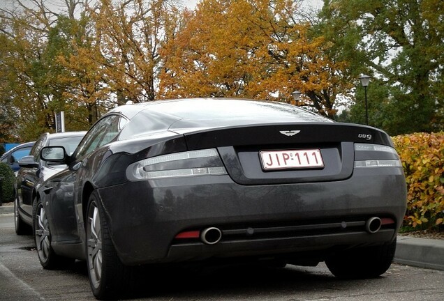 Aston Martin DB9