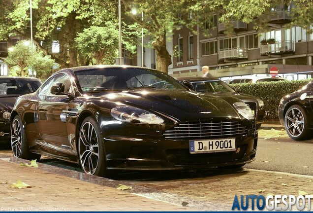 Aston Martin DBS Carbon Black Edition