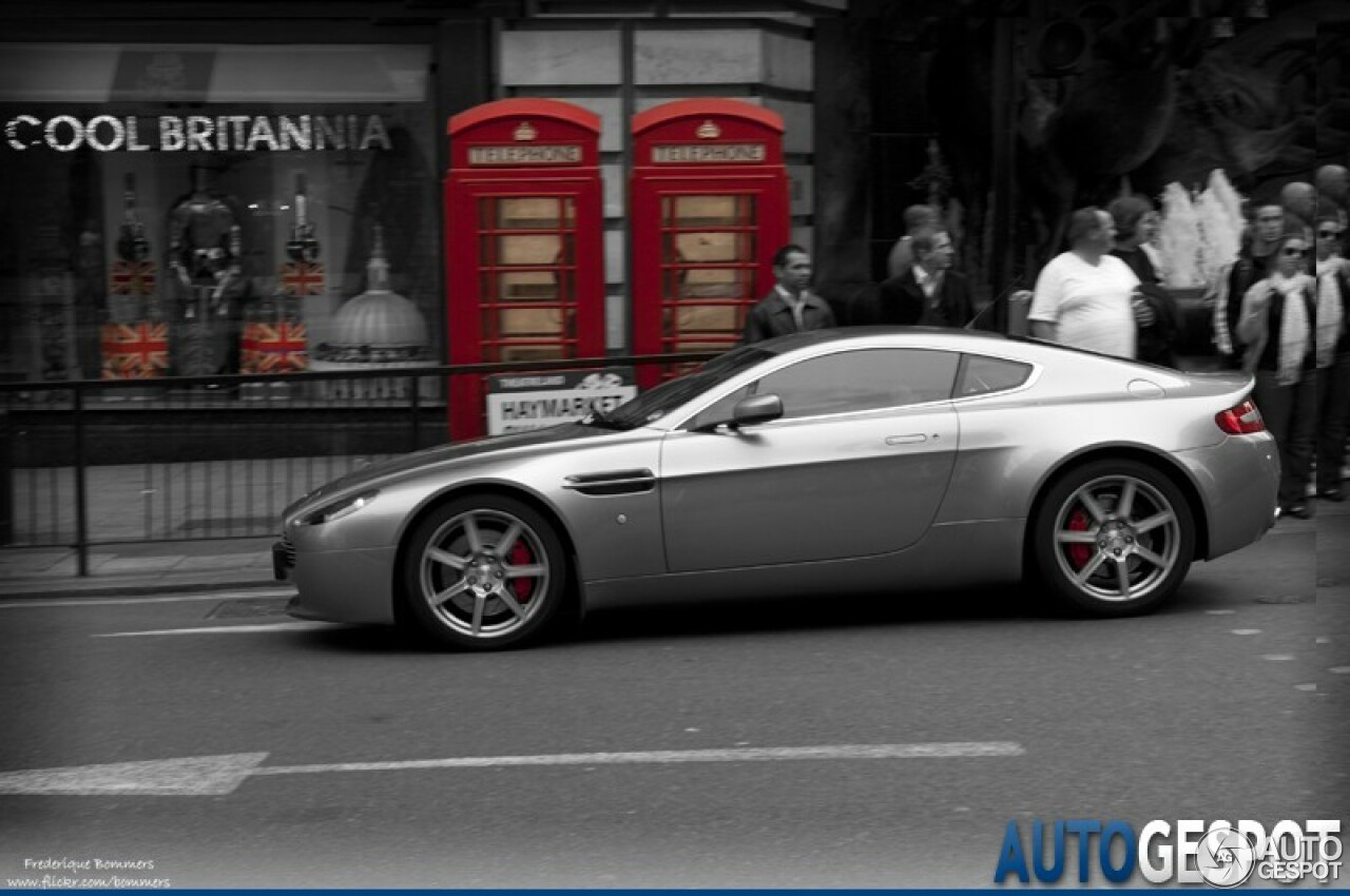 Aston Martin V8 Vantage