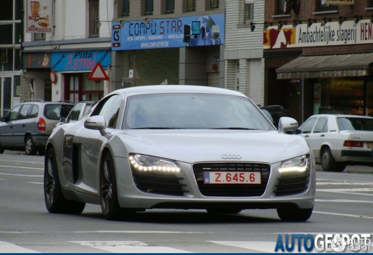 Audi R8