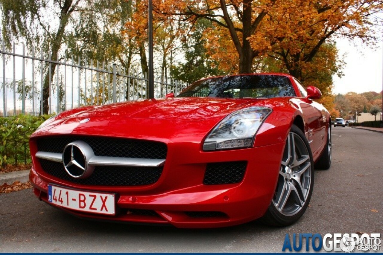 Mercedes-Benz SLS AMG