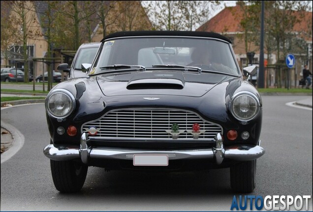 Aston Martin DB4 Convertible