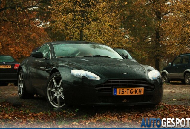 Aston Martin V8 Vantage