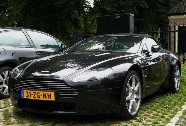 Aston Martin V8 Vantage Roadster