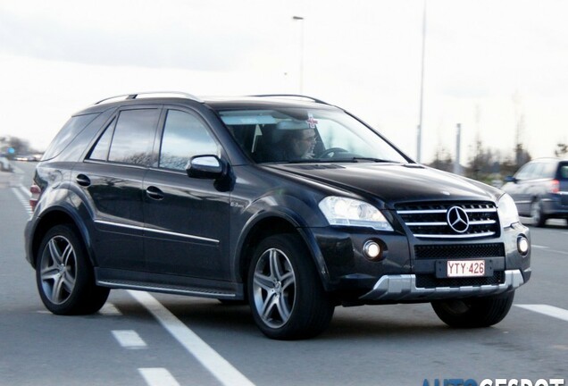 Mercedes-Benz ML 63 AMG W164 2009