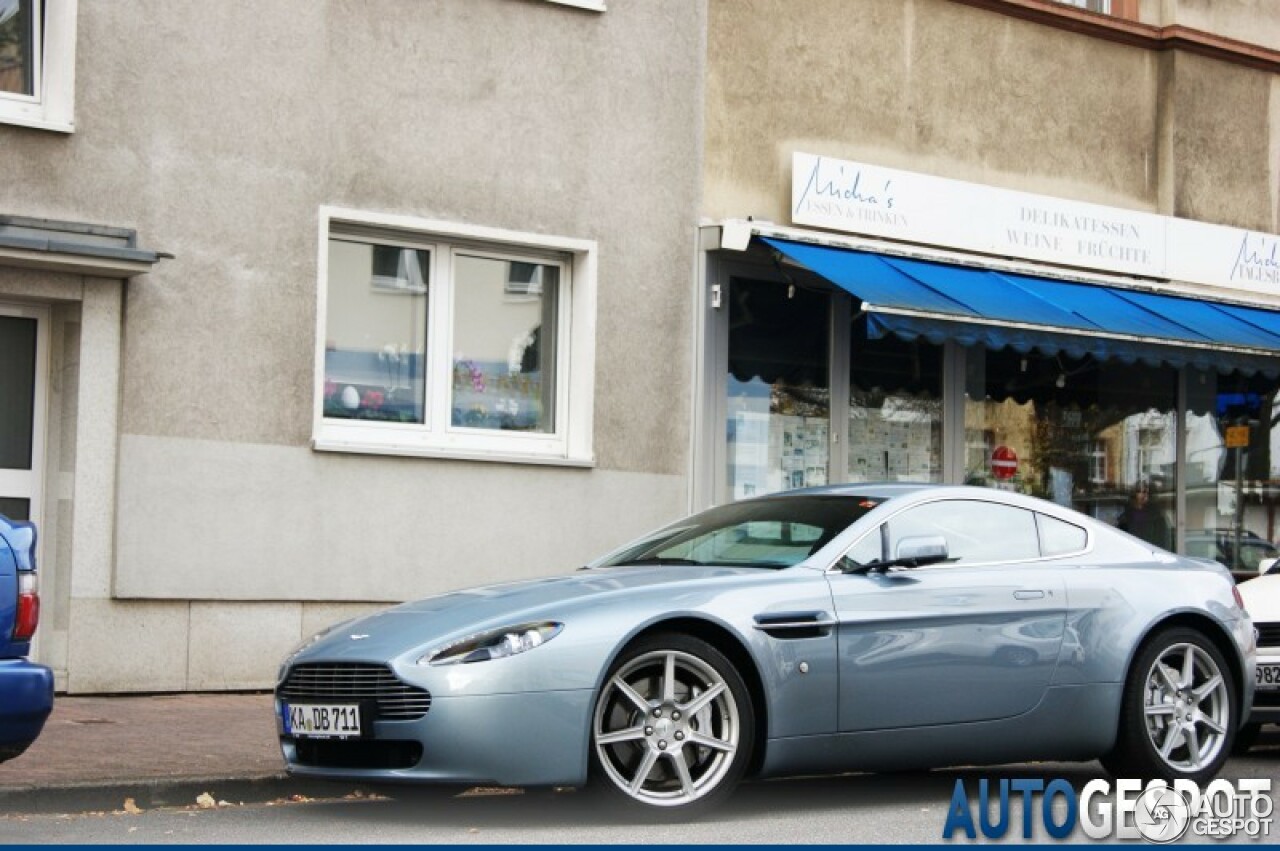 Aston Martin V8 Vantage