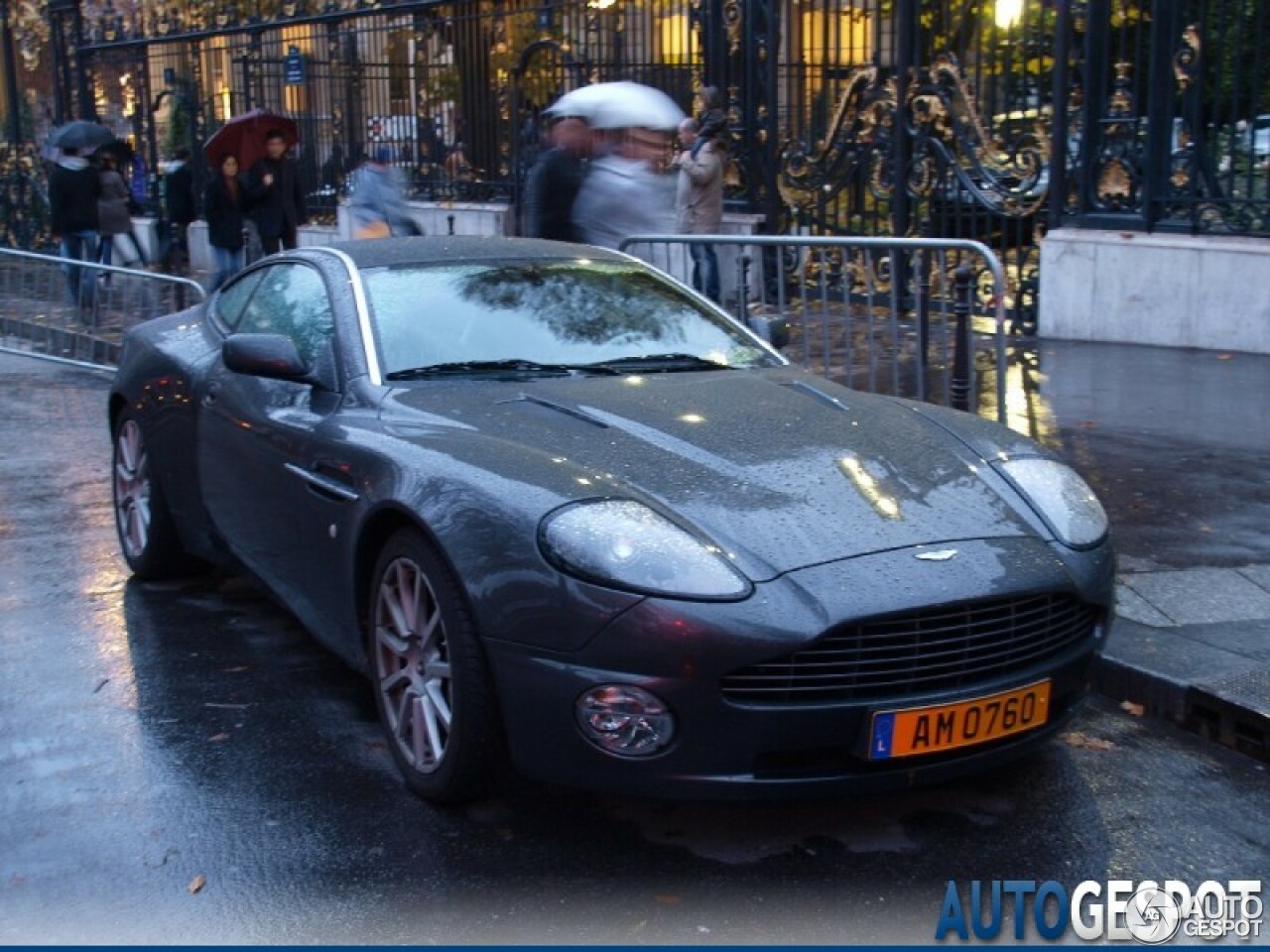 Aston Martin Vanquish S