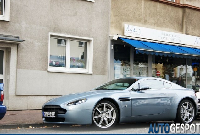 Aston Martin V8 Vantage