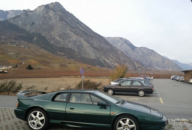 Lotus Esprit V8