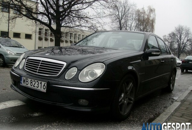 Mercedes-Benz E 55 AMG