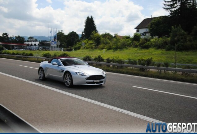 Aston Martin V8 Vantage Roadster