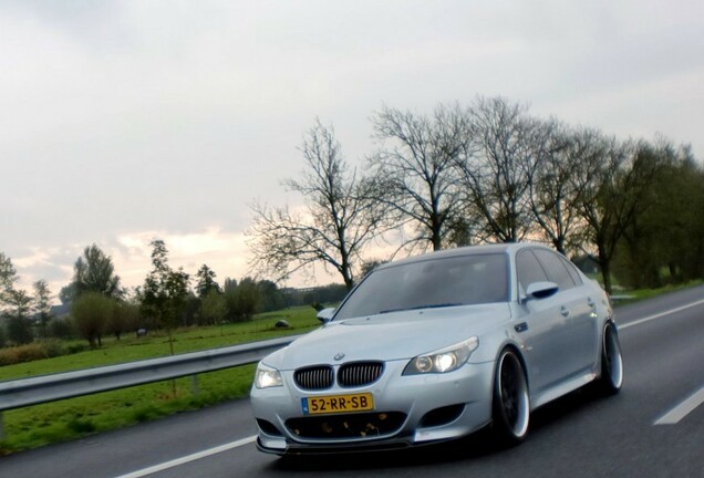 BMW M5 E60 2005