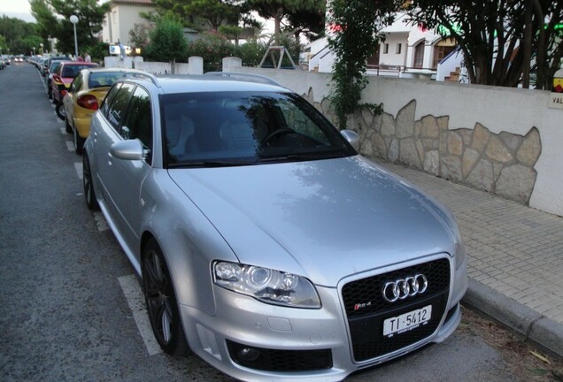 Audi RS4 Avant B7