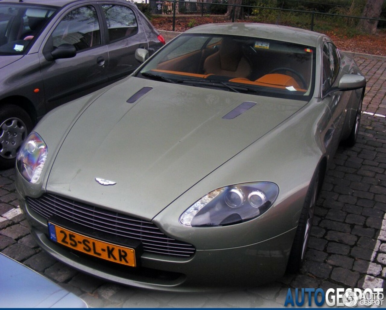 Aston Martin V8 Vantage