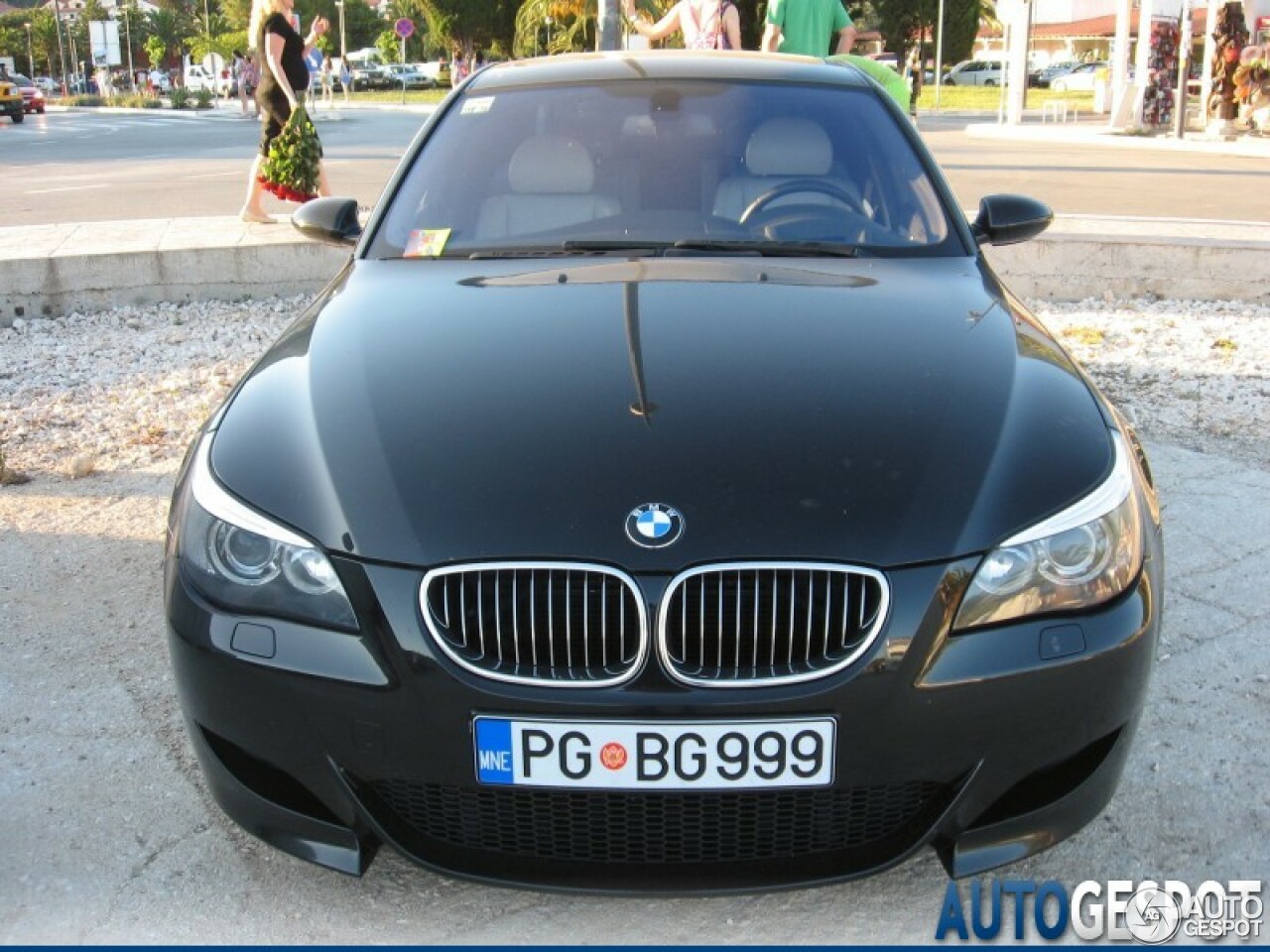 BMW M5 E60 2005