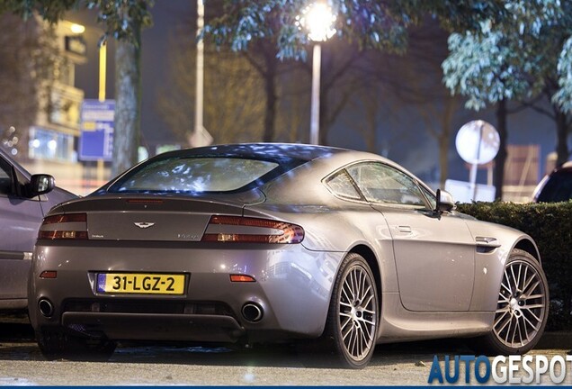 Aston Martin V8 Vantage