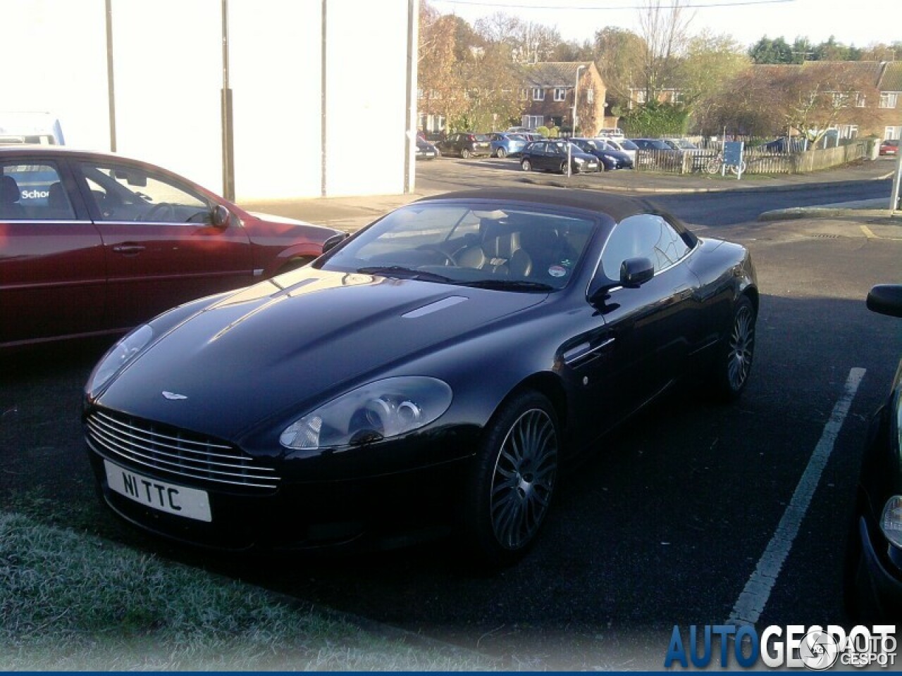 Aston Martin DB9 Volante