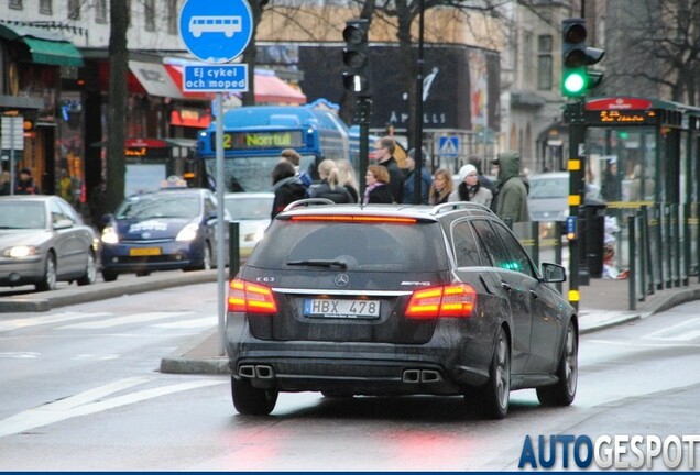 Mercedes-Benz E 63 AMG S212