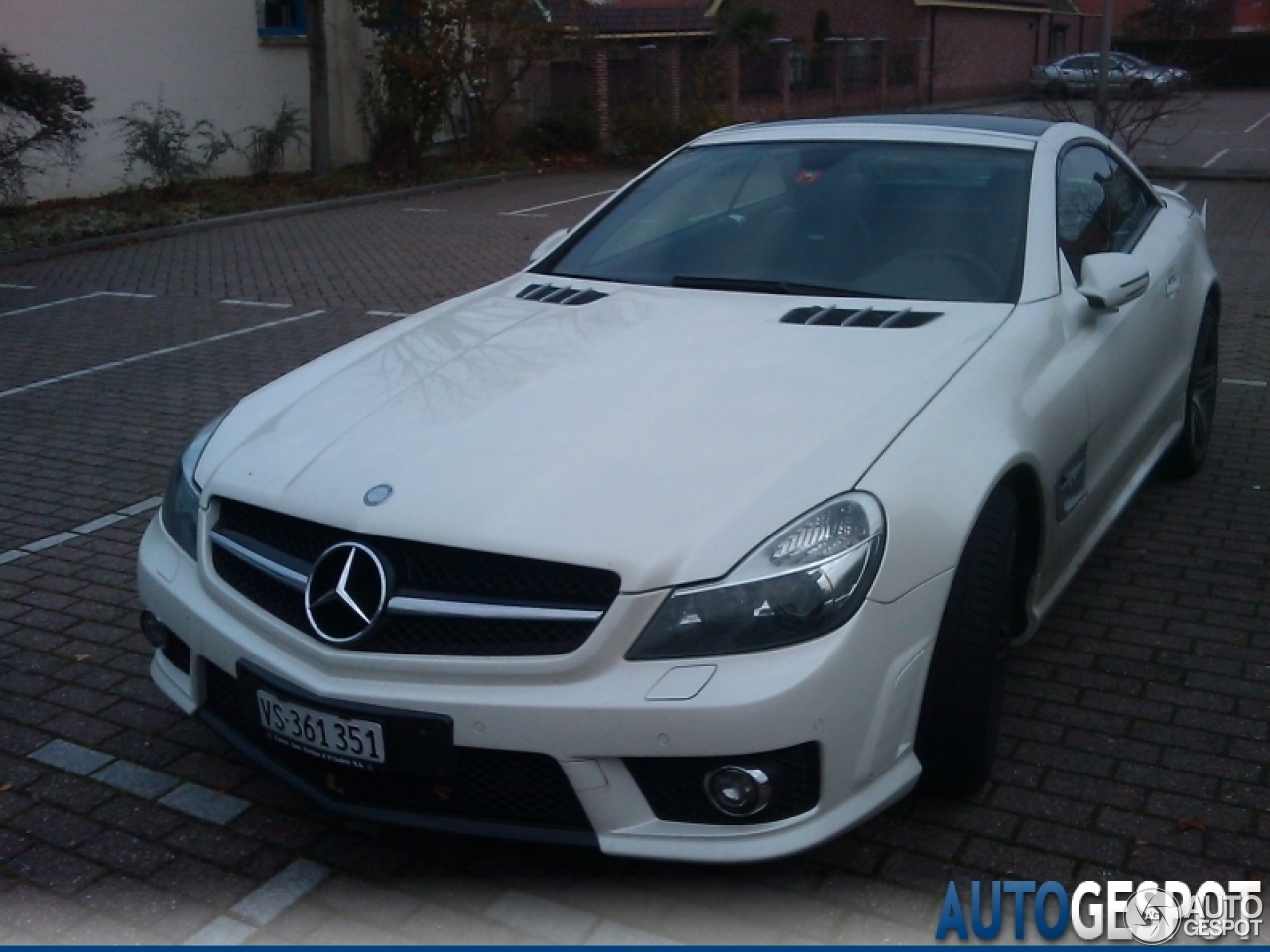 Mercedes-Benz SL 63 AMG