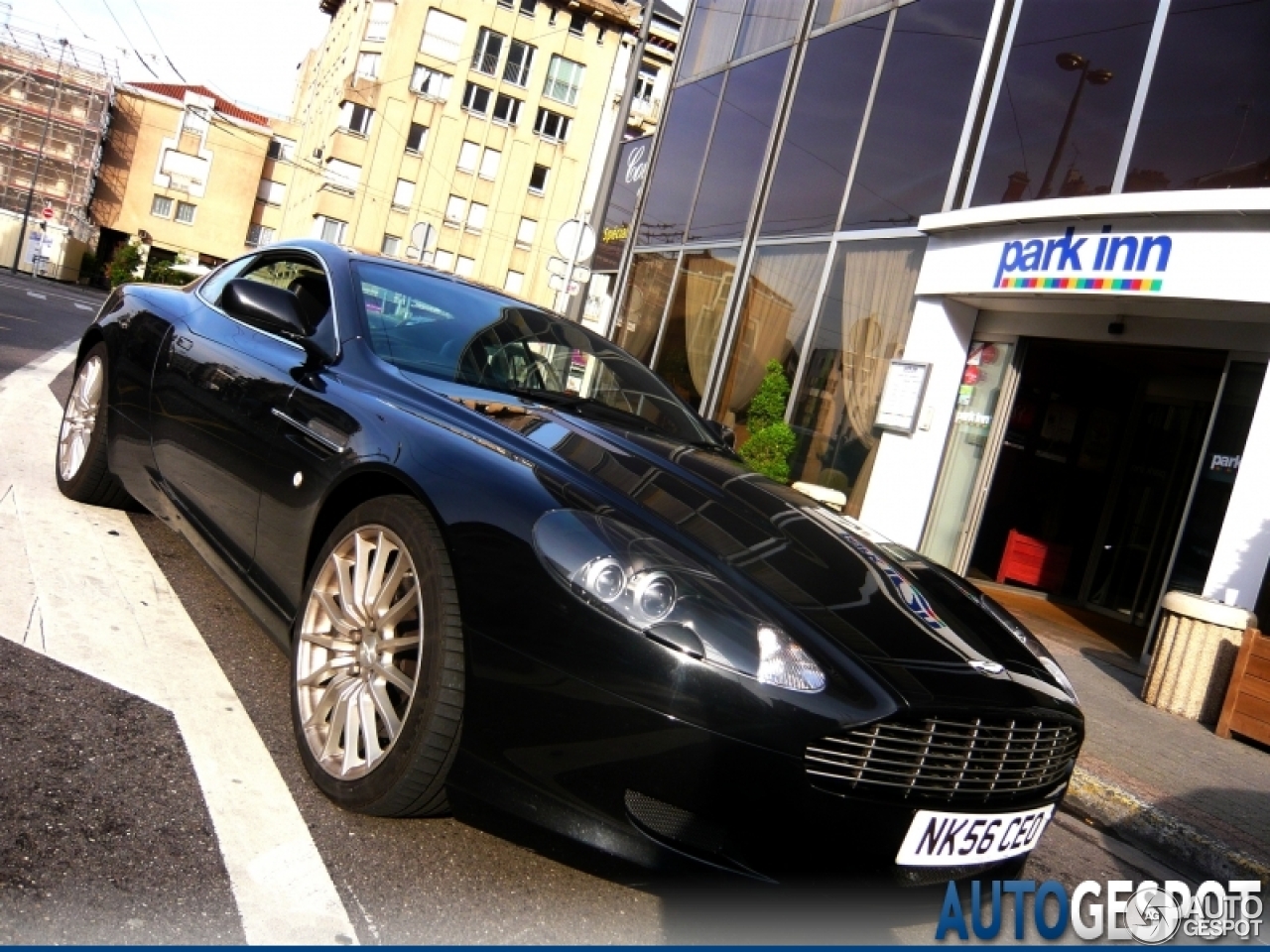 Aston Martin DB9