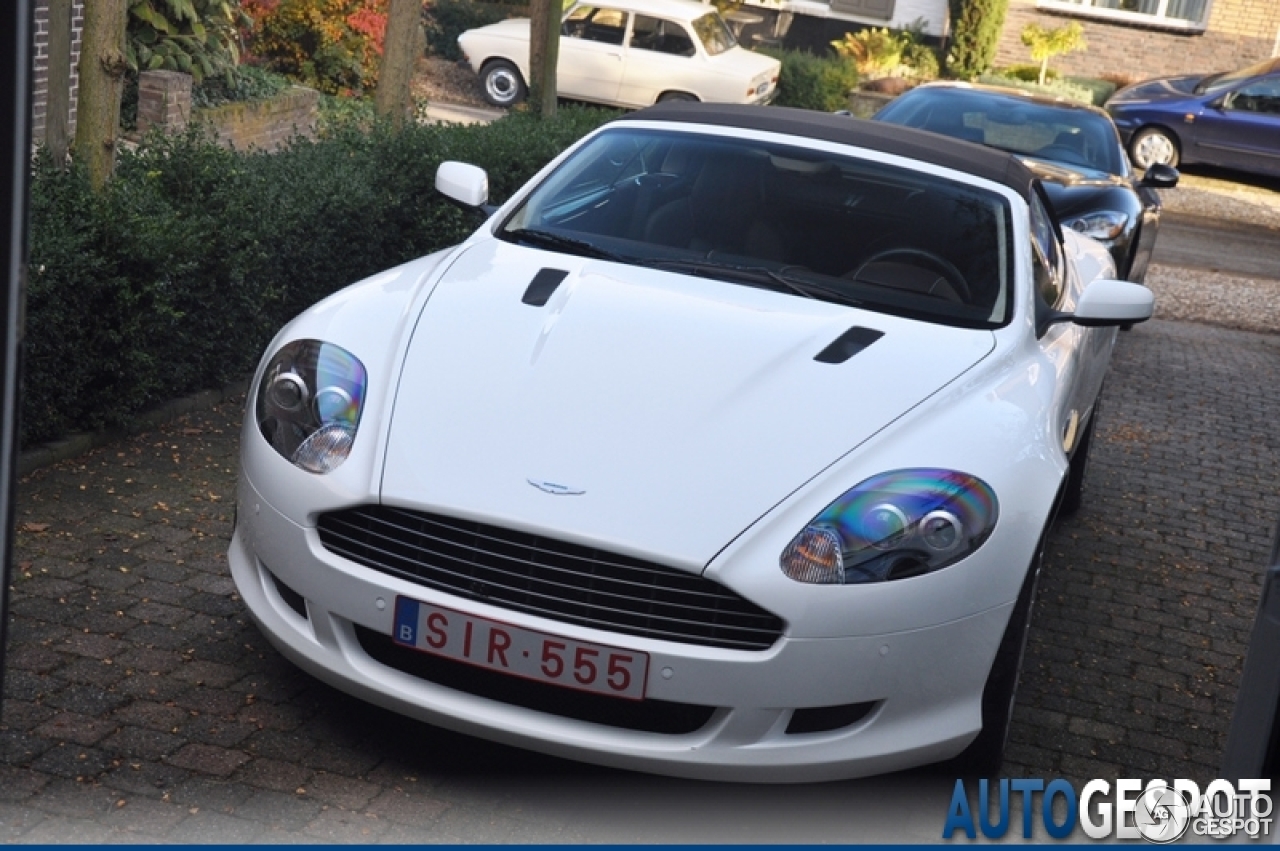 Aston Martin DB9 Volante