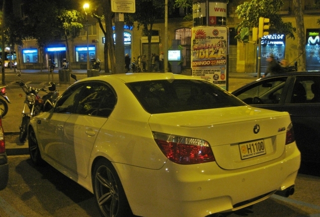 BMW M5 E60 2005