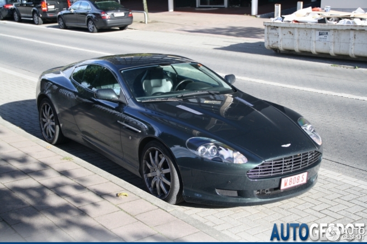 Aston Martin DB9