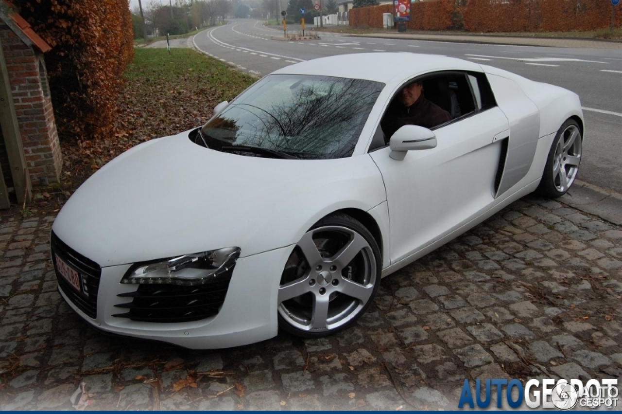 Audi R8