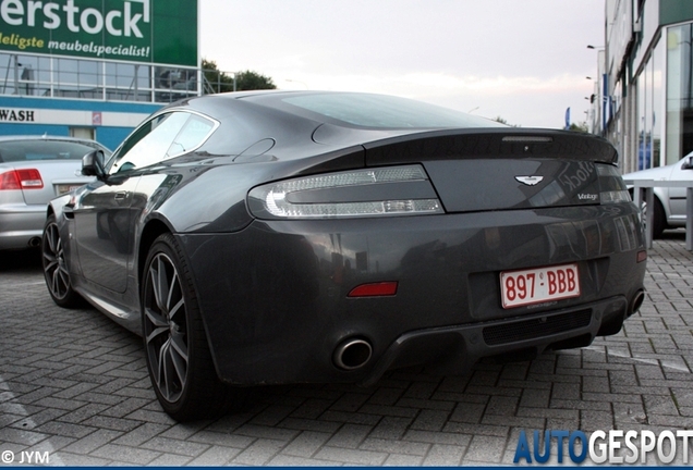 Aston Martin V8 Vantage