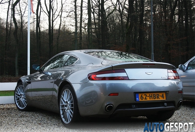 Aston Martin V8 Vantage