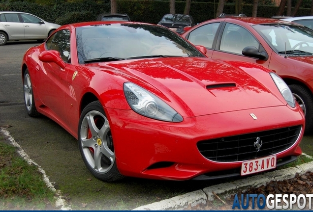 Ferrari California